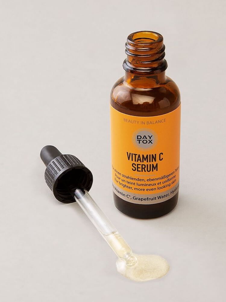 Daytox Vitamin C Serum - Huyêt Thanh Dưỡng Sáng Da, Mờ Nám