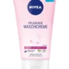 Sữa rửa mặt Nivea Waschcreme dầu hạnh nhân